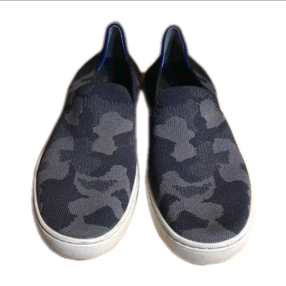 Rothys Camouflage Slip On Sneaker Gray Black Size 7.5 - Picture 1 of 7